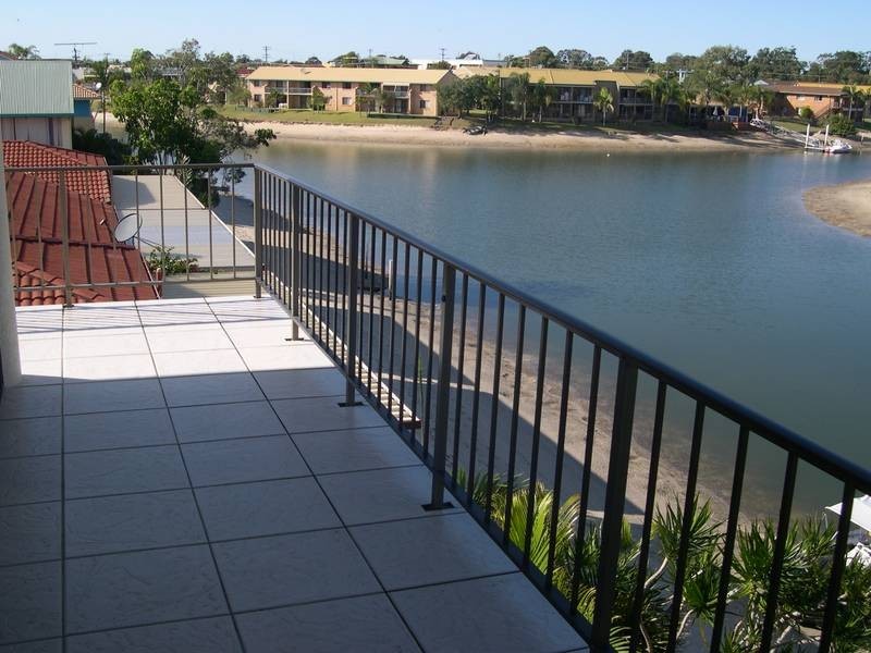 4/27 Pangarinda Place, Mooloolaba QLD 4557