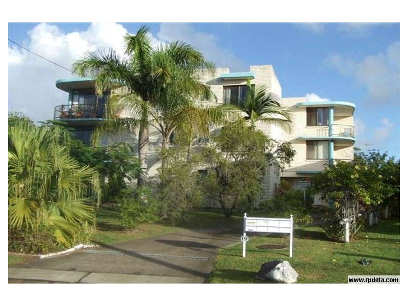 4/19 Akeringa Pl, Mooloolaba QLD 4557