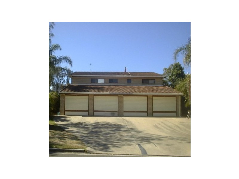 2/24 Goonawarra Drive, Mooloolaba QLD 4557