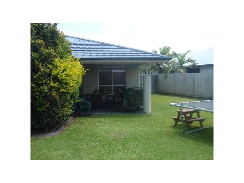 17 Sailfish Drive, Mountain Creek QLD 4557