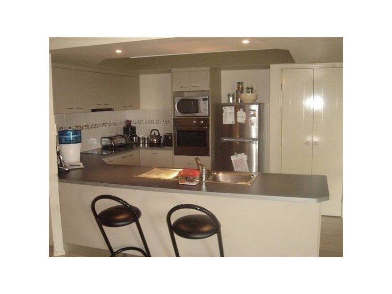 17 Sailfish Drive, Mountain Creek QLD 4557