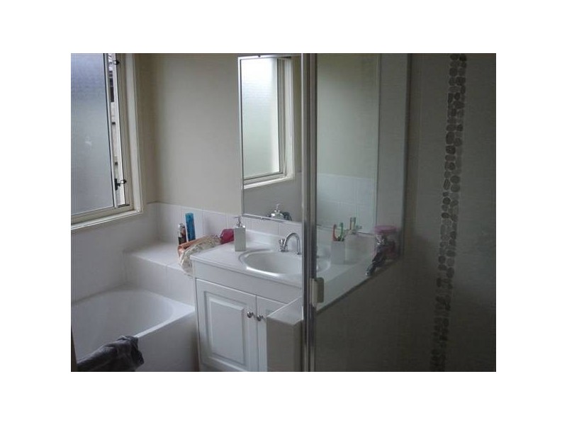 17 Sailfish Drive, Mountain Creek QLD 4557