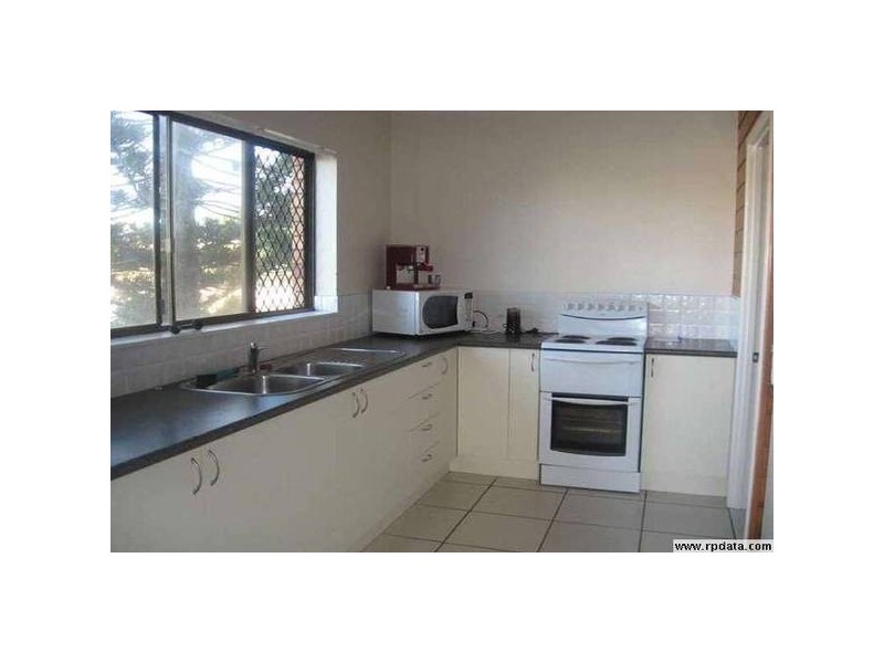 2/19 Barooga Crescent, Mooloolaba QLD 4557