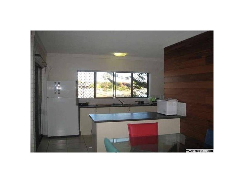 2/19 Barooga Crescent, Mooloolaba QLD 4557