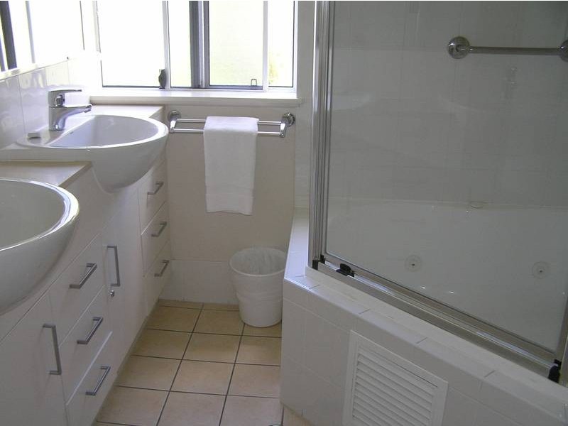 Alexandra Headland QLD 4572