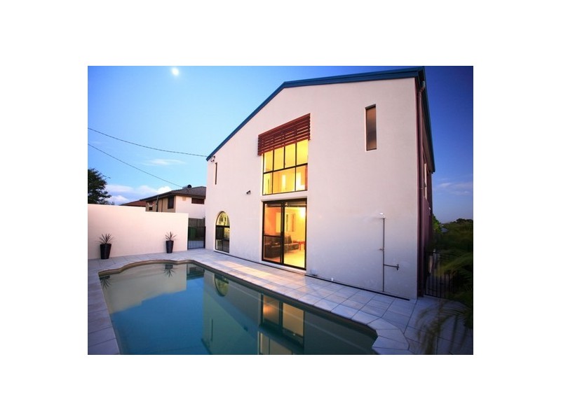 17 Kalinda Avenue, Mooloolaba QLD 4557