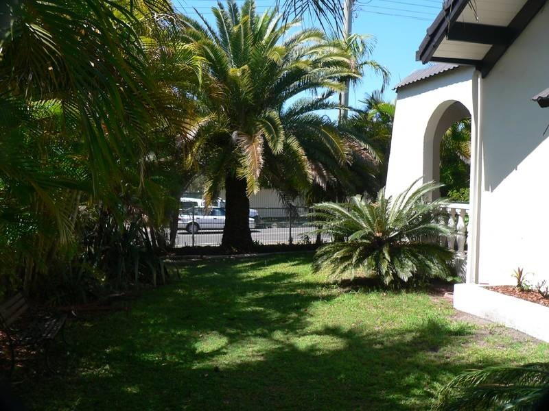 104 Goonawarra Drive, Mooloolaba QLD 4557