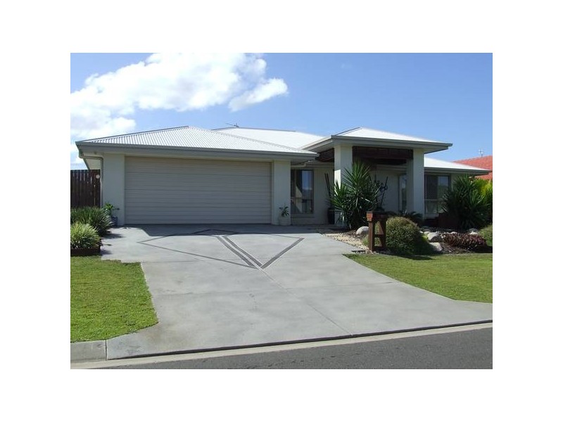 16 Sailfish Drive, Mountain Creek QLD 4557