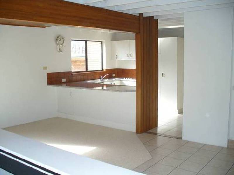 8/11 Woomba Place, Mooloolaba QLD 4557