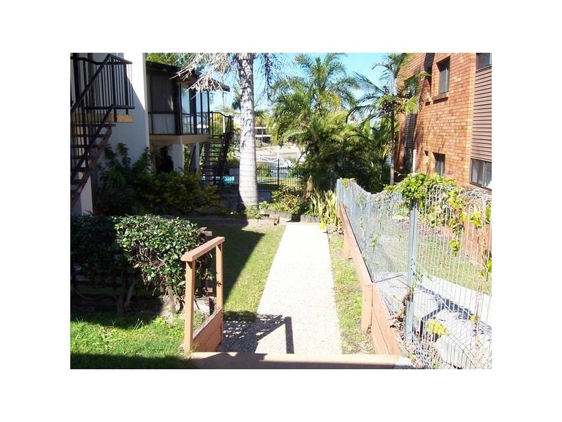 3/3 Barooga Crescent, Mooloolaba QLD 4557