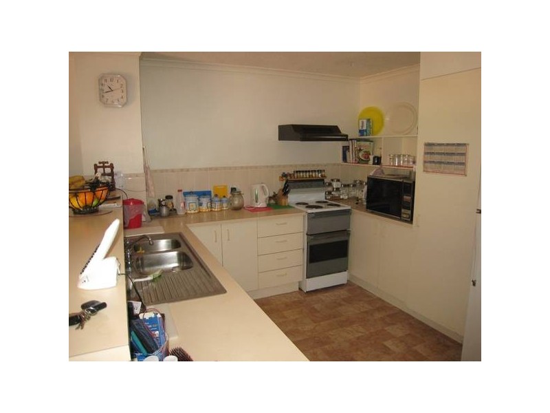 2/25 Edward Street, Alexandra Headland QLD 4572