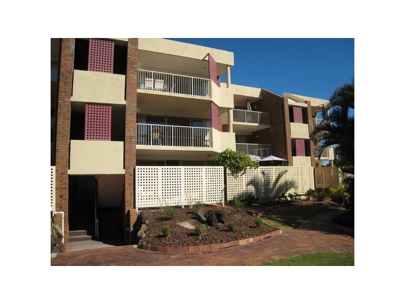 2/25 Edward Street, Alexandra Headland QLD 4572