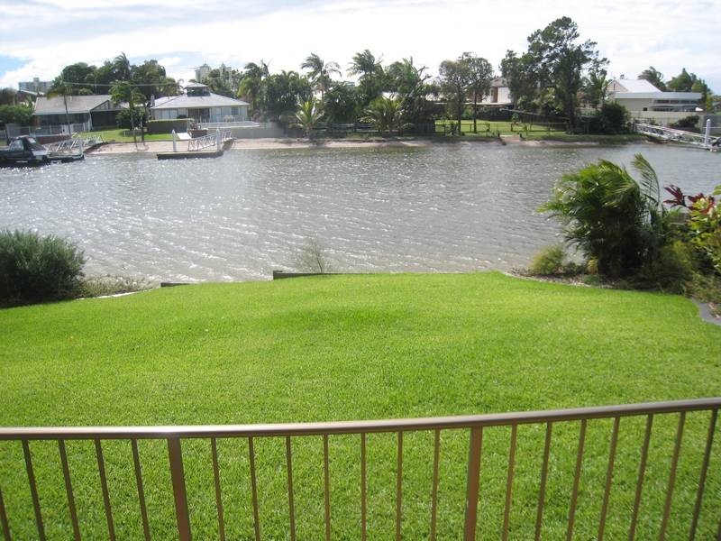 1/3 Quondong Street, Mooloolaba QLD 4557