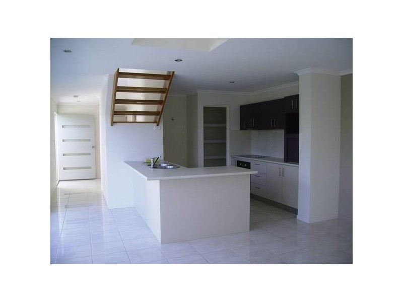 12 Zante Lane, Kawana Island QLD 4575