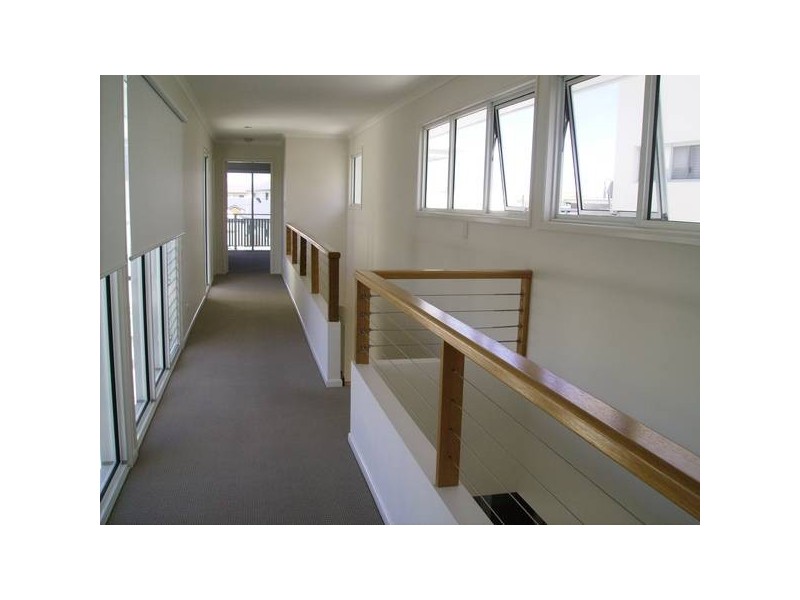 12 Zante Lane, Kawana Island QLD 4575