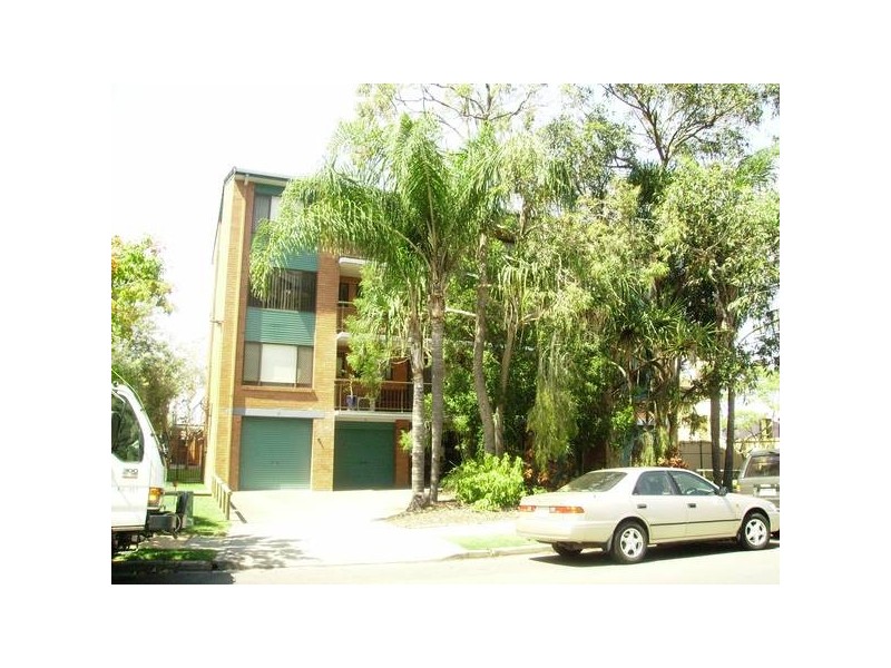 10/13 Burnett Street, Mooloolaba QLD 4557