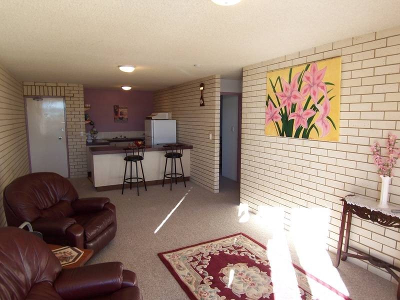 7/19 Akeringa Place, Mooloolaba QLD 4557