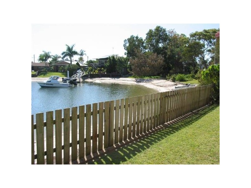 1/16 Pangarinda, Mooloolaba QLD 4557