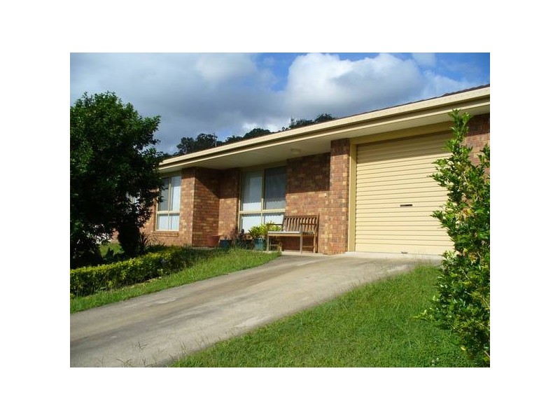 9 Sunningdale Court, Nambour QLD 4560