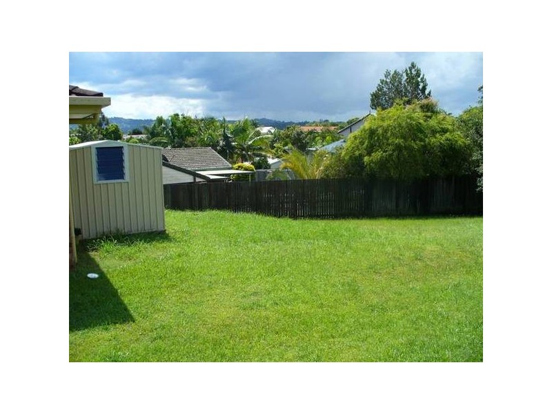 9 Sunningdale Court, Nambour QLD 4560
