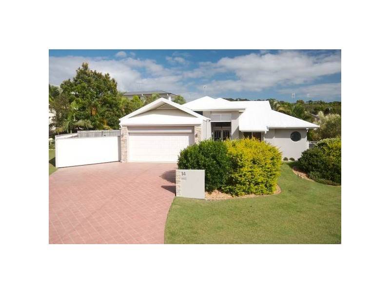 14 Crystal Waves Place, Alexandra Headland QLD 4572