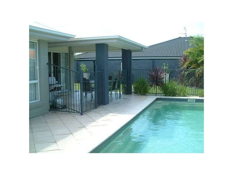 30 Sailfish Drive, Mountain Creek QLD 4557