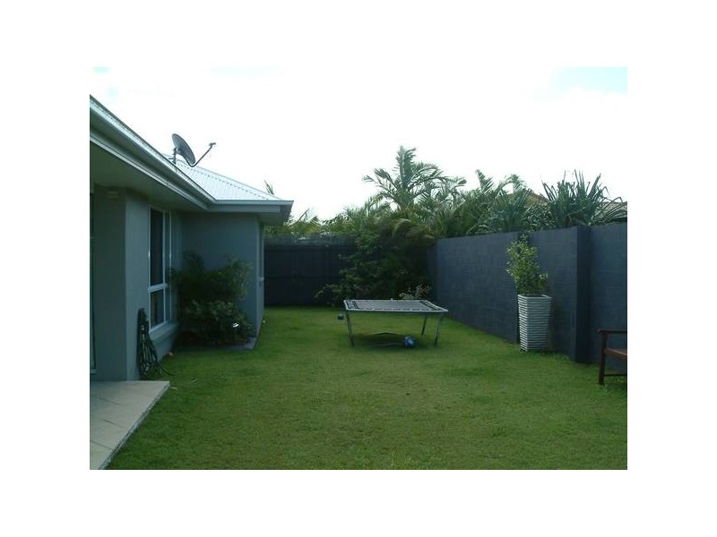 30 Sailfish Drive, Mountain Creek QLD 4557