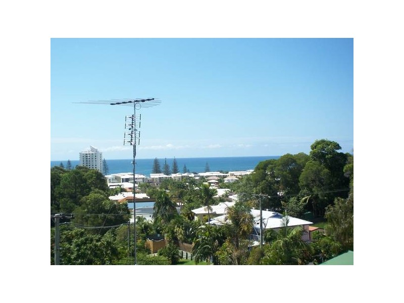 7 Yakola Parade, Alexandra Headland QLD 4572