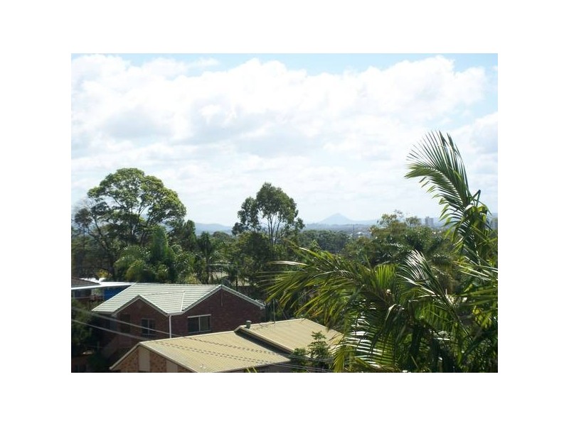 7 Yakola Parade, Alexandra Headland QLD 4572