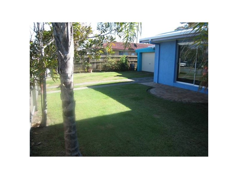 5 Nanyima Street, Buddina QLD 4575