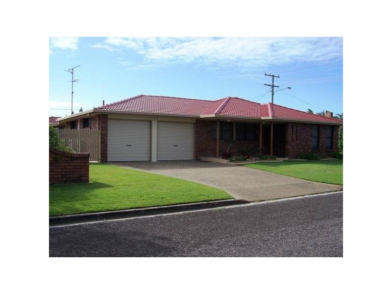 74 Lowanna Drive, Buddina QLD 4575