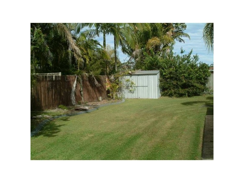 25 Balyarta Crescent, Mooloolaba QLD 4557