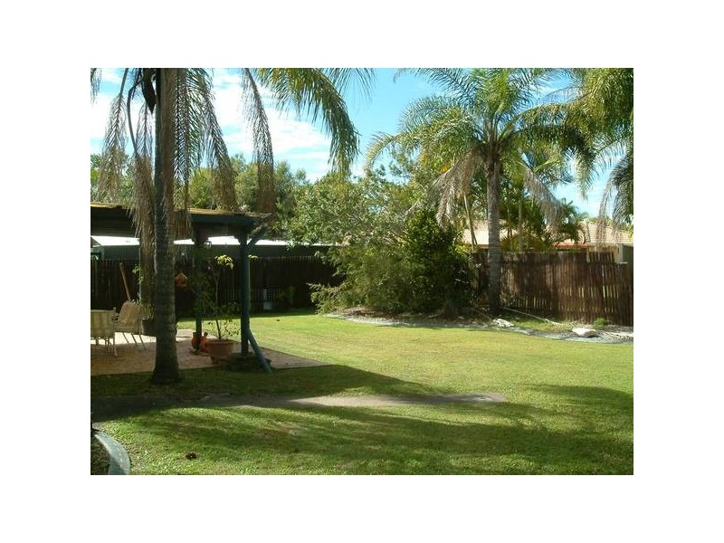 25 Balyarta Crescent, Mooloolaba QLD 4557