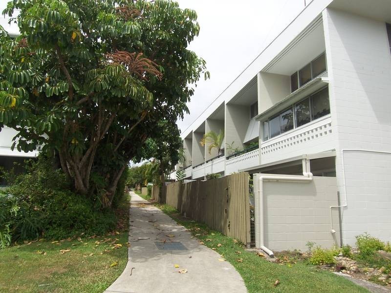 Alexandra Headland QLD 4572