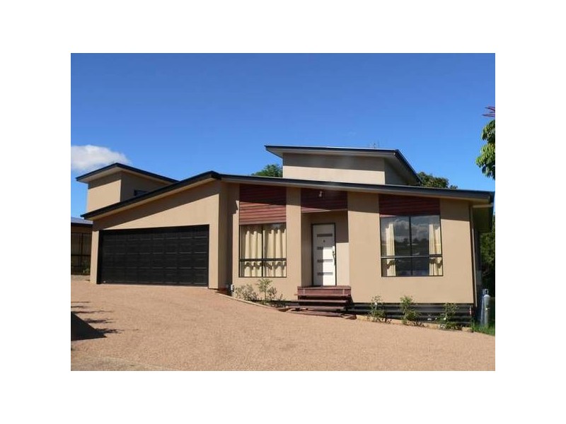 1/20 Teak Street, Maleny QLD 4552