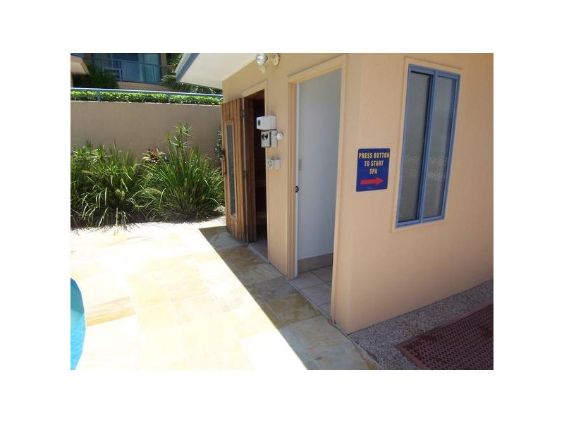 Alexandra Headland QLD 4572