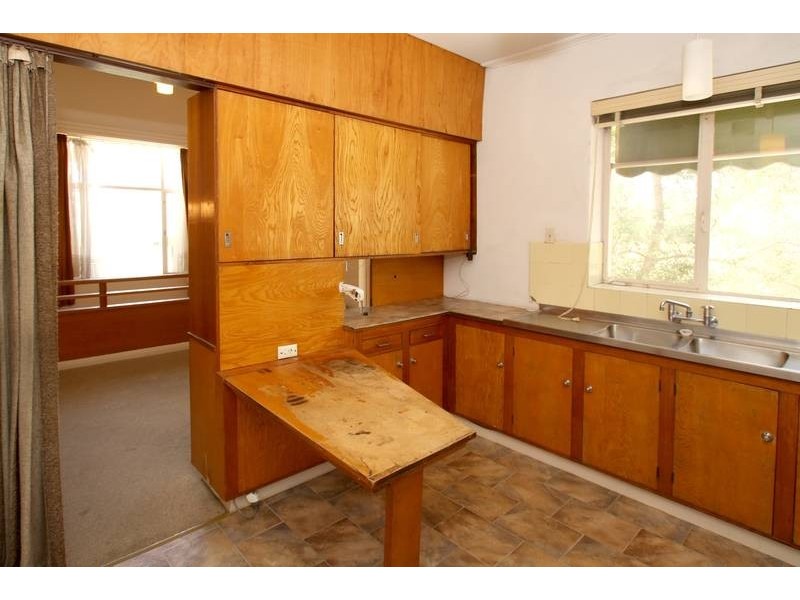 24 Burnell Drive, Belair SA 5052