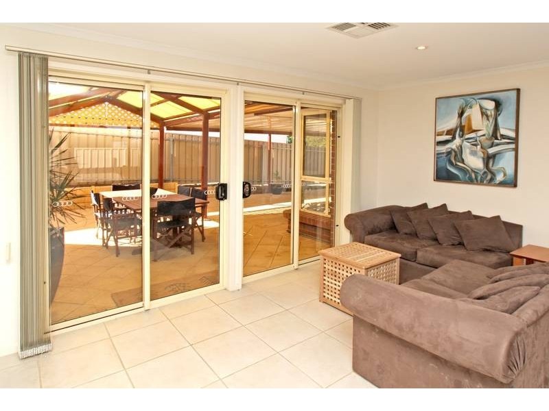 20 Overland Crescent, Sheidow Park SA 5158