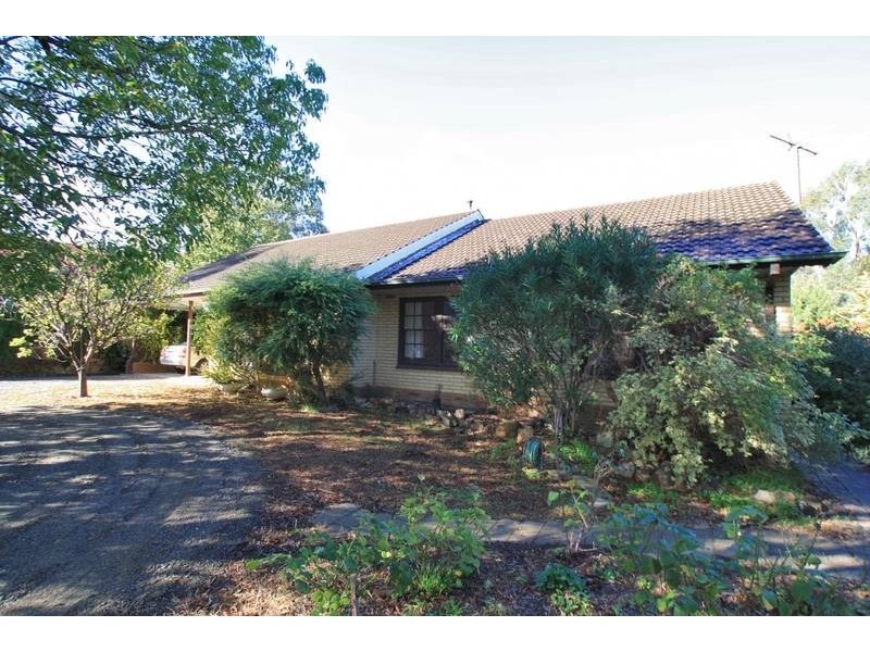 18 Turners Avenue, Coromandel Valley SA 5051