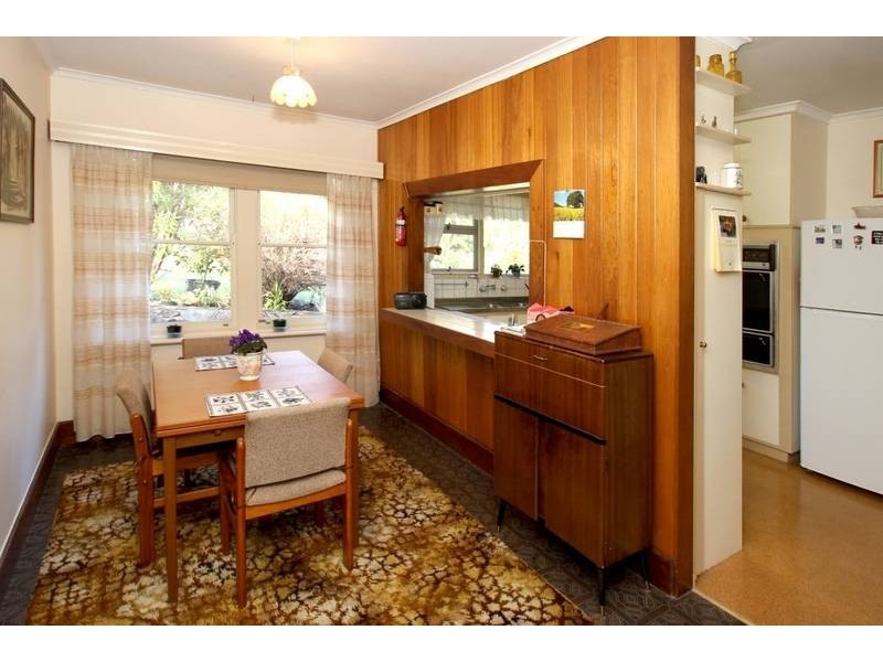 18 Turners Avenue, Coromandel Valley SA 5051