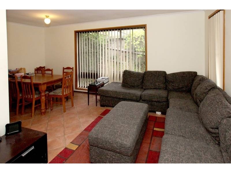 64 Broadmeadow Drive, Flagstaff Hill SA 5159