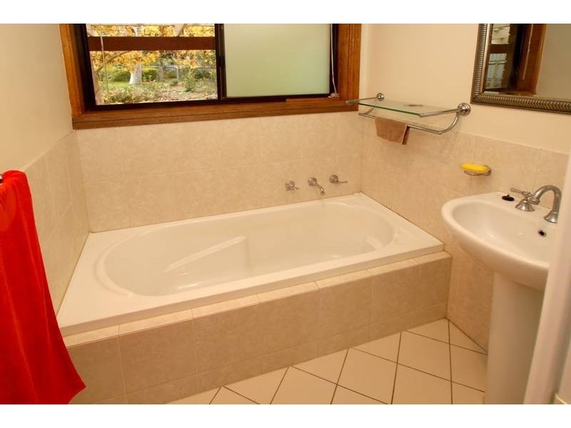 8 North Railway Terrace, Nairne SA 5252