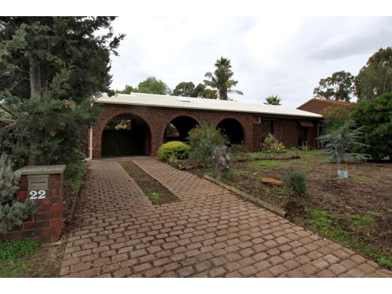 22 Tangara Drive, Aberfoyle Park SA 5159