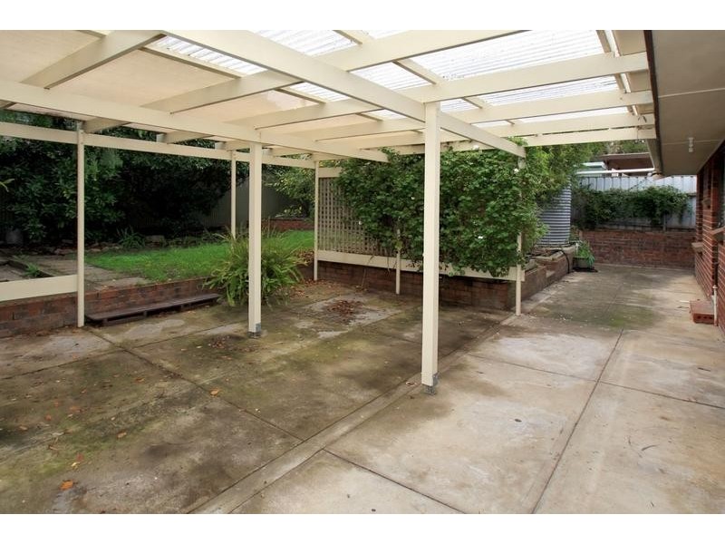 22 Tangara Drive, Aberfoyle Park SA 5159