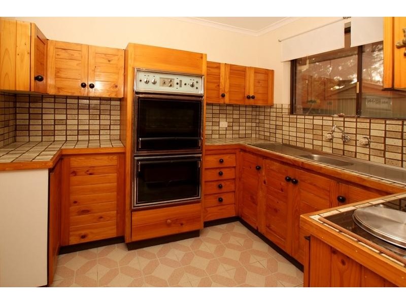 22 Tangara Drive, Aberfoyle Park SA 5159