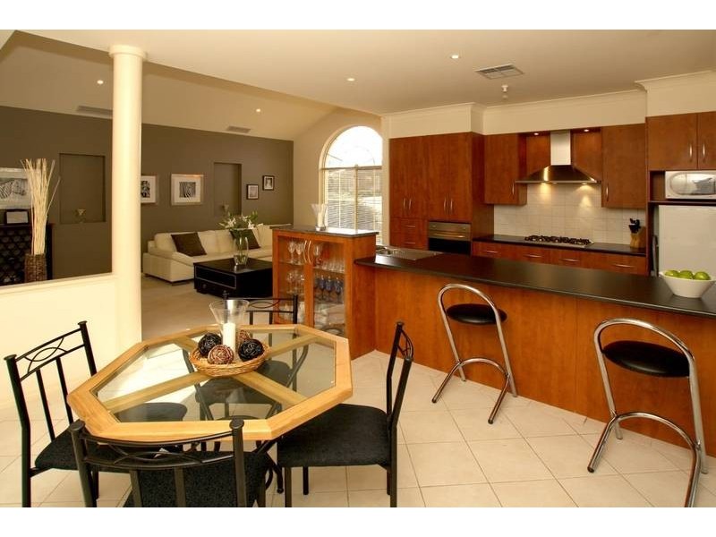 30 Overland Crescent, Sheidow Park SA 5158