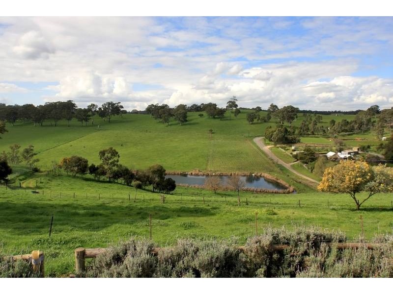 7 Hicks Hill Road, Cherry Gardens SA 5157