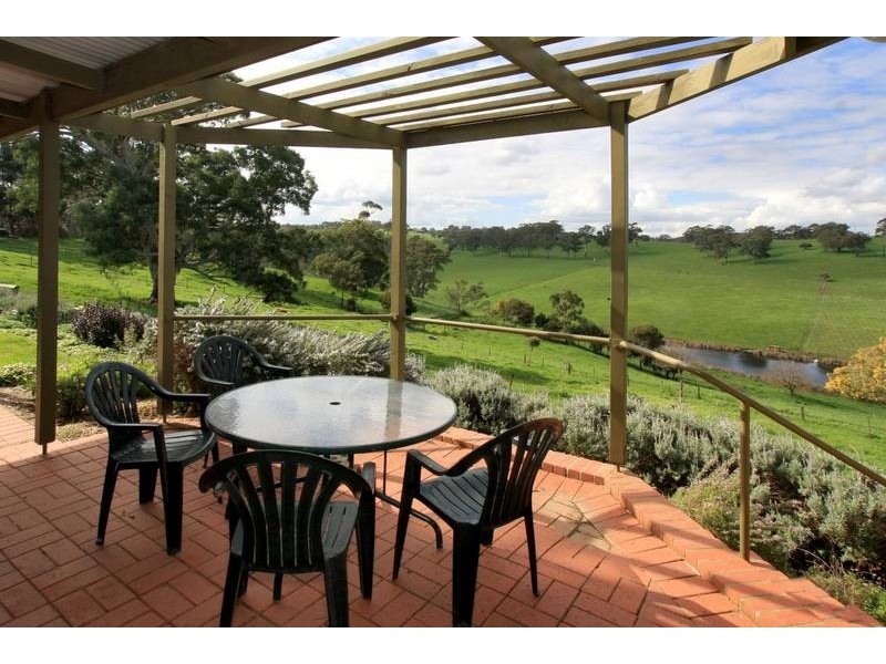 7 Hicks Hill Road, Cherry Gardens SA 5157