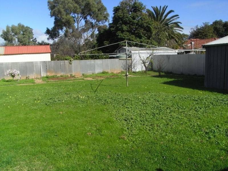 12 Caulfield Avenue, Cumberland Park SA 5041