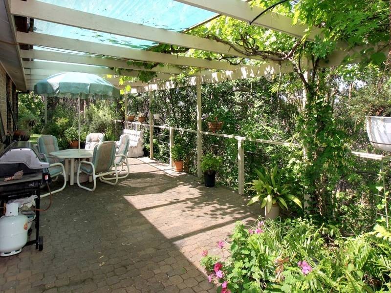 93 Sheoak Road, Crafers West SA 5152